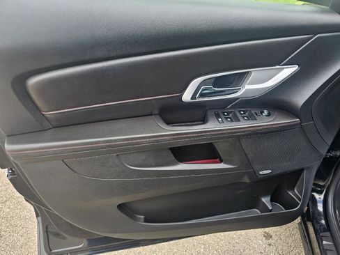 Used 2011 GMC Terrain SLT w/ Cargo Package AWD/4WD image 27