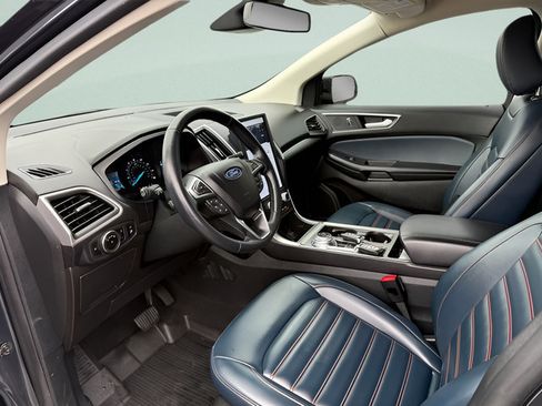Used 2023 Ford Edge SEL w/ Sport Appearance Package AWD/4WD image 4