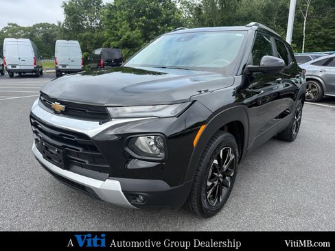 Used 2023 Chevrolet TrailBlazer LT AWD/4WD image 4