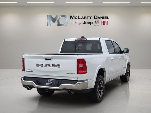 Used 2025 RAM 1500 Laramie AWD/4WD image 5