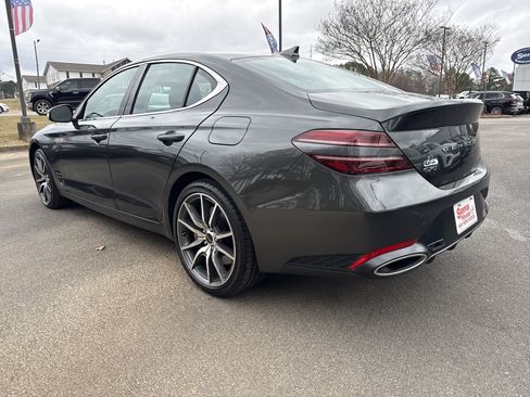 Used 2026 Genesis G70 2.5T RWD image 7