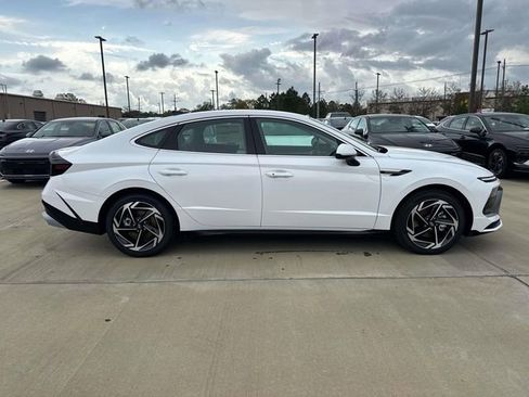 New 2026 Hyundai Sonata SEL FWD image 10