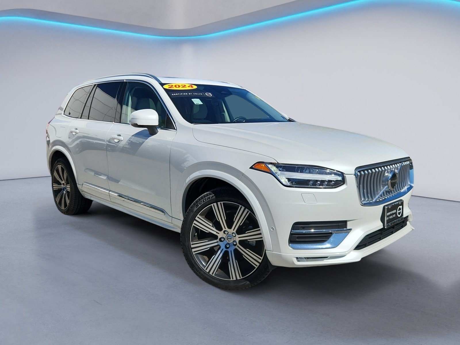 Used 2024 Volvo XC90 B6 Ultimate AWD/4WD image 2