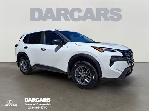 Used 2024 Nissan Rogue S AWD/4WD image 1