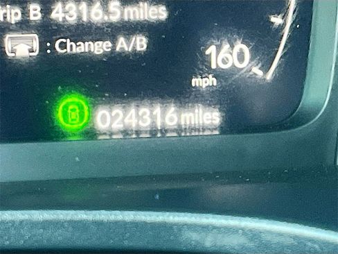 Used 2024 Acura Integra image 12