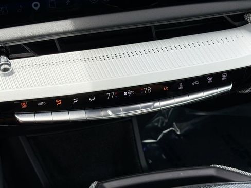 Certified 2025 Cadillac Optiq Sport 2 AWD/4WD image 12