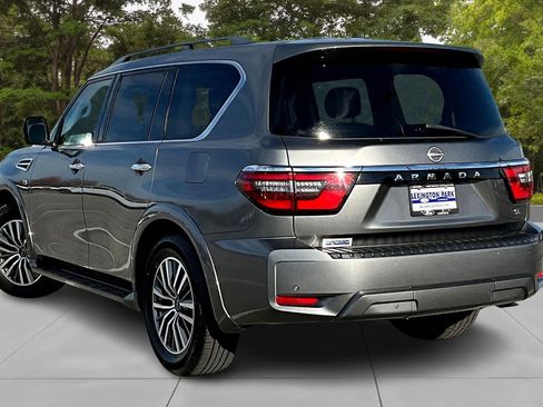 Used 2021 Nissan Armada SL w/ Captain's Chairs Package image 4