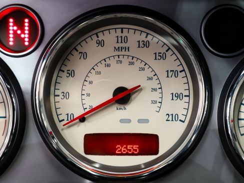 Used 2003 Aston Martin Vanquish image 3