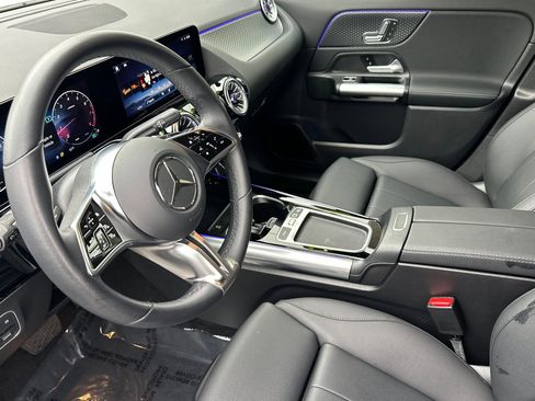 Certified 2025 Mercedes-Benz GLA 250 4MATIC image 10