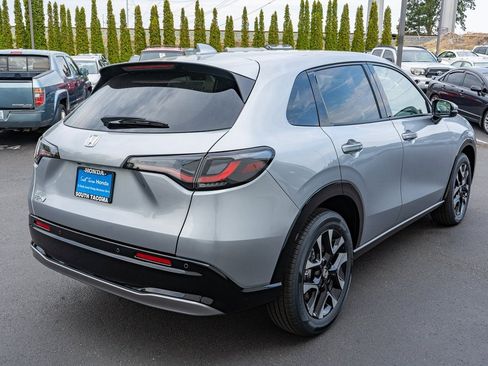 New 2026 Honda HR-V EX-L image 6