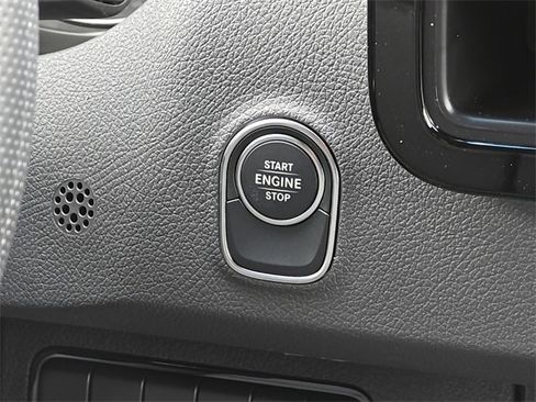 New 2025 Mercedes-Benz Sprinter 2500 image 18