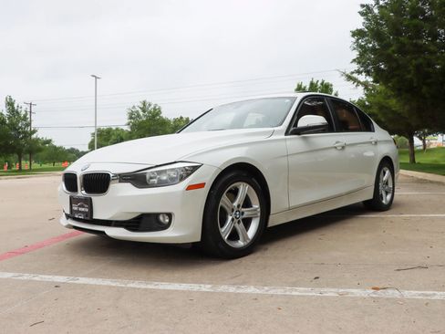 Used 2013 BMW 328i Sedan RWD image 3