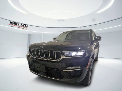 Used 2024 Jeep Grand Cherokee Limited 4xe image 6