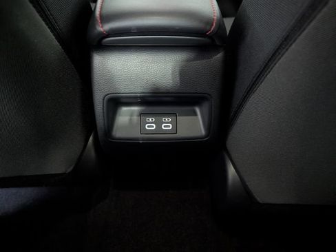 Used 2025 Toyota Corolla SE FWD image 10
