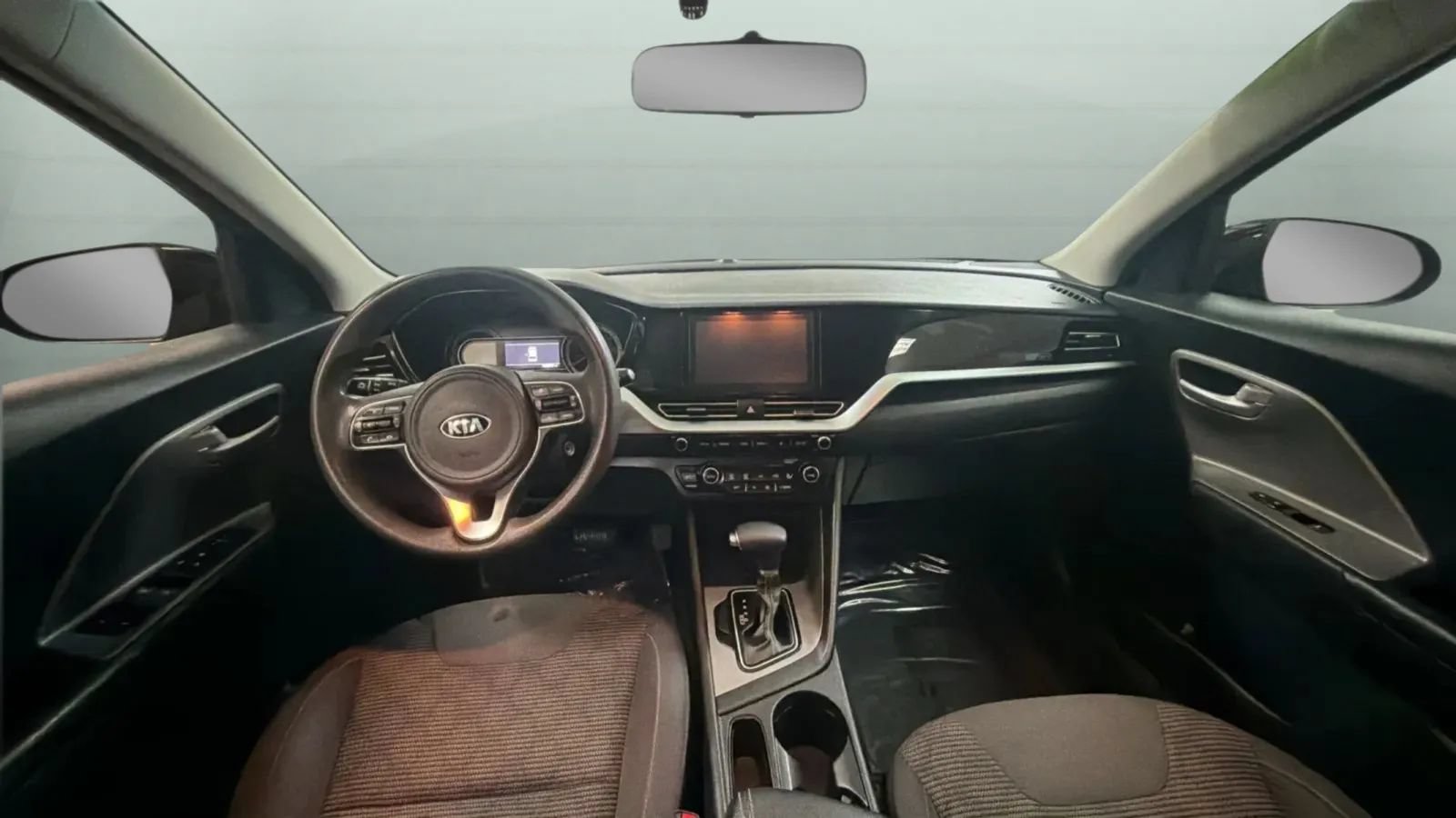 Used 2020 Kia Niro LX FWD image 10