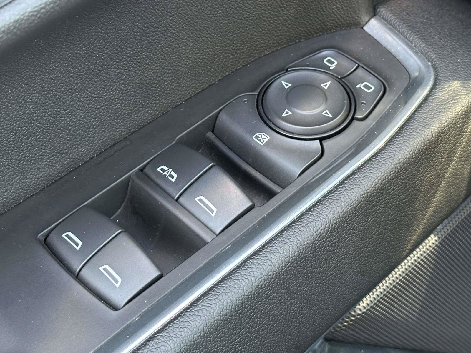 Used 2023 GMC Sierra 1500 Elevation AWD/4WD image 16