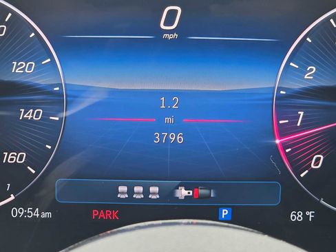 Used 2025 Mercedes-Benz C 300 Sedan image 28