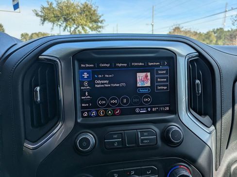 Used 2023 Chevrolet Silverado 2500 LTZ w/ LTZ Premium Package image 24