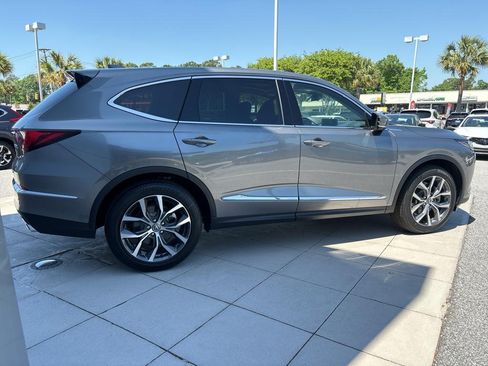 Certified 2024 Acura MDX FWD w/ Technology Package image 4