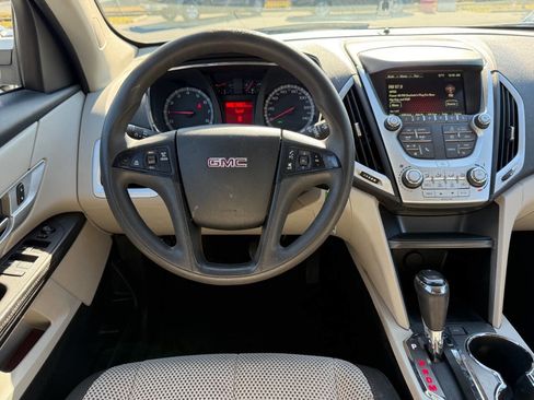 Used 2017 GMC Terrain SLE image 16