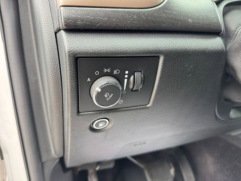 Used 2017 Jeep Grand Cherokee Laredo w/ Quick Order Package 2BE image 33