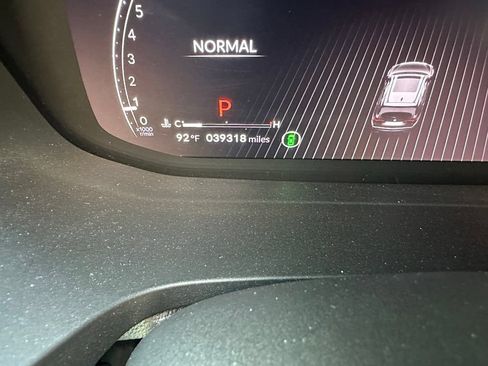 Used 2023 Acura MDX SH-AWD w/ Technology Package image 12