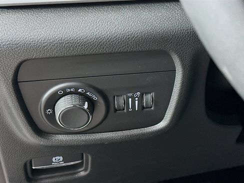 Certified 2023 Jeep Grand Cherokee Altitude AWD/4WD image 18