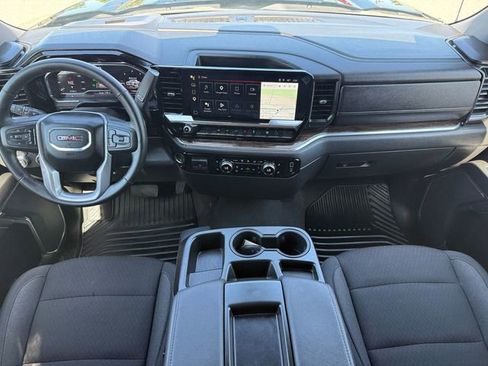 Used 2025 GMC Sierra 1500 Elevation AWD/4WD image 7