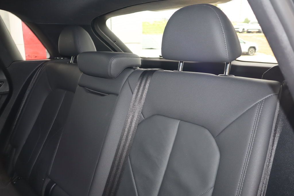 Used 2023 Audi Q3 2.0T Premium AWD/4WD image 36