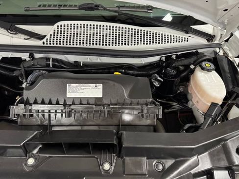 Used 2023 GMC Savana 2500 RWD image 40