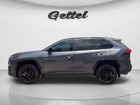 Used 2024 Toyota RAV4 LE FWD image 8