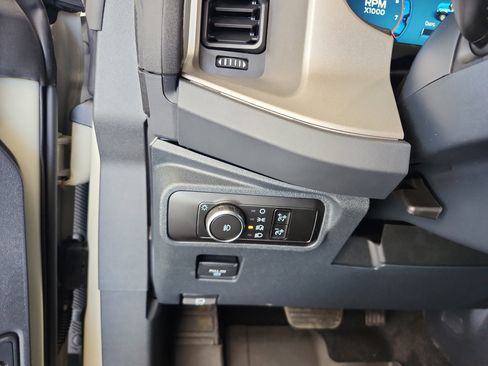 New 2026 Ford Bronco Outer Banks w/ Sasquatch Package AWD/4WD image 12