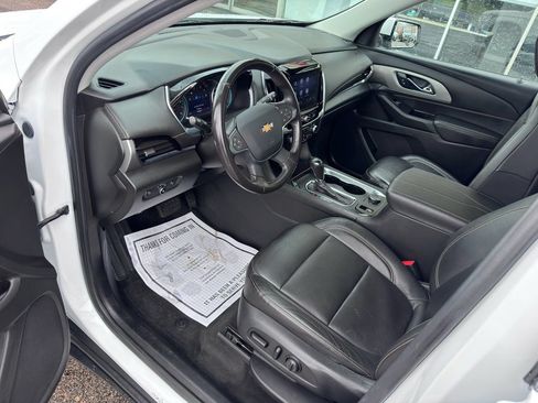 Used 2020 Chevrolet Traverse LT w/ LPO, Floor Liner Package AWD/4WD image 14