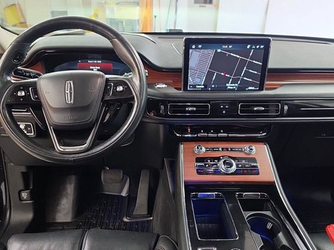 Certified 2023 Lincoln Aviator Reserve w/ Equipment Group 201A AWD/4WD image 2