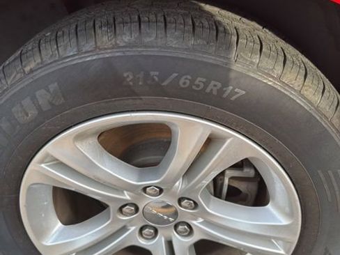 Used 2023 Dodge Charger SXT RWD image 18
