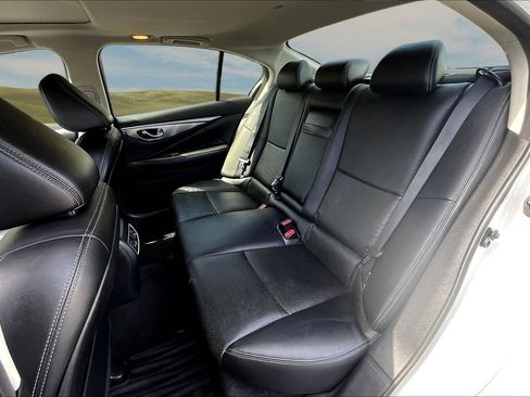 Used 2019 INFINITI Q50 Signature Edition w/ Cargo Package (L96) image 14