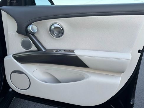 Used 2023 Genesis GV60 Advanced w/ Security Package image 43