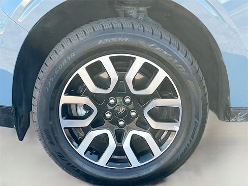 Used 2022 Ford Maverick Lariat w/ Lariat Luxury Package image 30