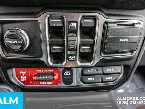 Used 2026 Jeep Gladiator Mojave AWD/4WD image 42
