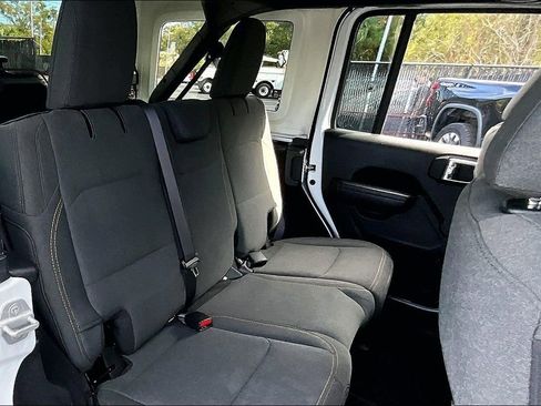 Used 2024 Jeep Wrangler Unlimited Sport AWD/4WD image 23