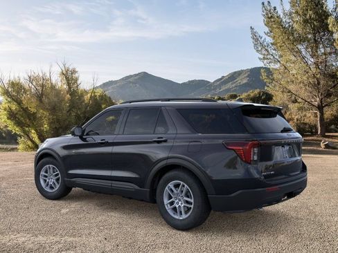 New 2026 Ford Explorer Active RWD image 6