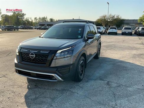Used 2023 Nissan Pathfinder Rock Creek image 7
