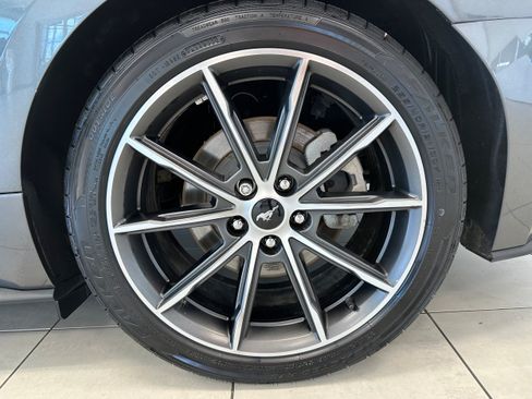 Used 2019 Ford Mustang Premium w/ Equipment Group 201A RWD image 8