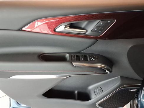 New 2026 Chevrolet Traverse RS image 11