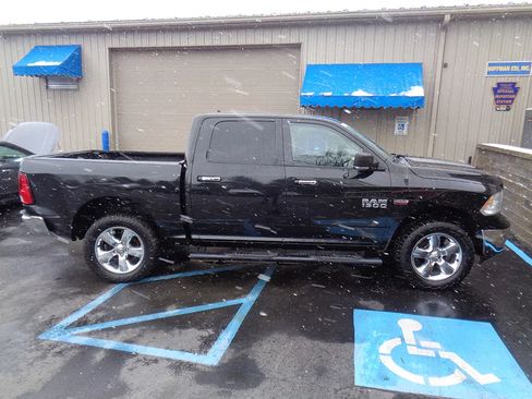 Used 2016 RAM 1500 SLT AWD/4WD image 11
