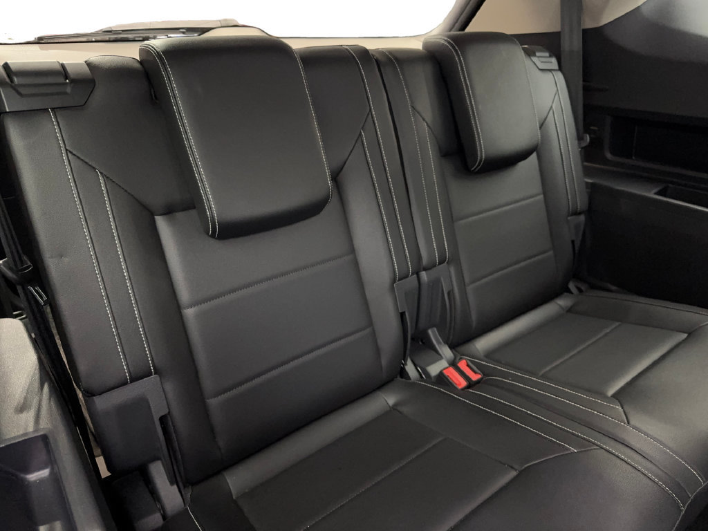 Used 2023 Volkswagen Atlas SE w/ Panoramic Sunroof Package FWD image 44