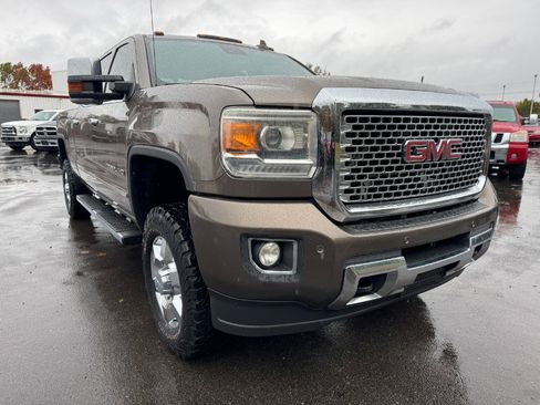 Used 2015 GMC Sierra 3500 Denali image 7