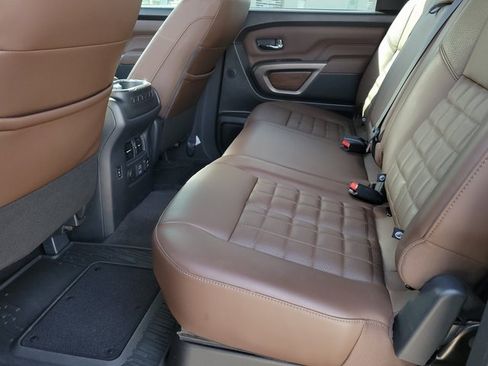 Used 2021 Nissan Titan Platinum Reserve w/ Moonroof Package image 9