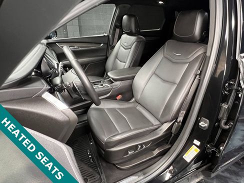 Used 2022 Cadillac XT5 Sportv image 3