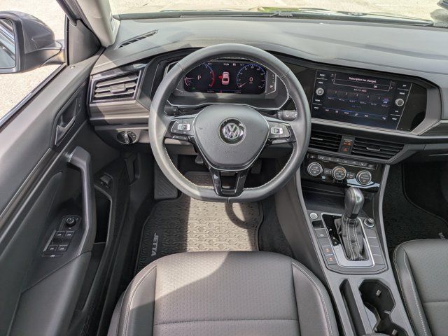 Used 2021 Volkswagen Jetta SEL FWD image 16